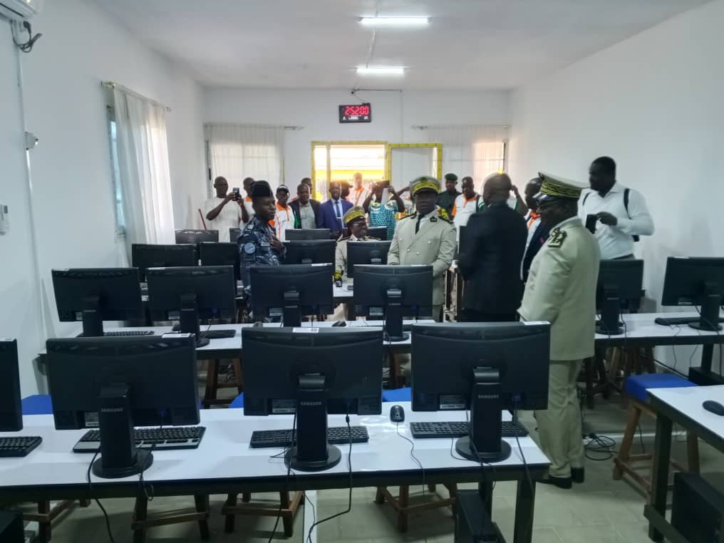 Mise en place de la salle Informatique